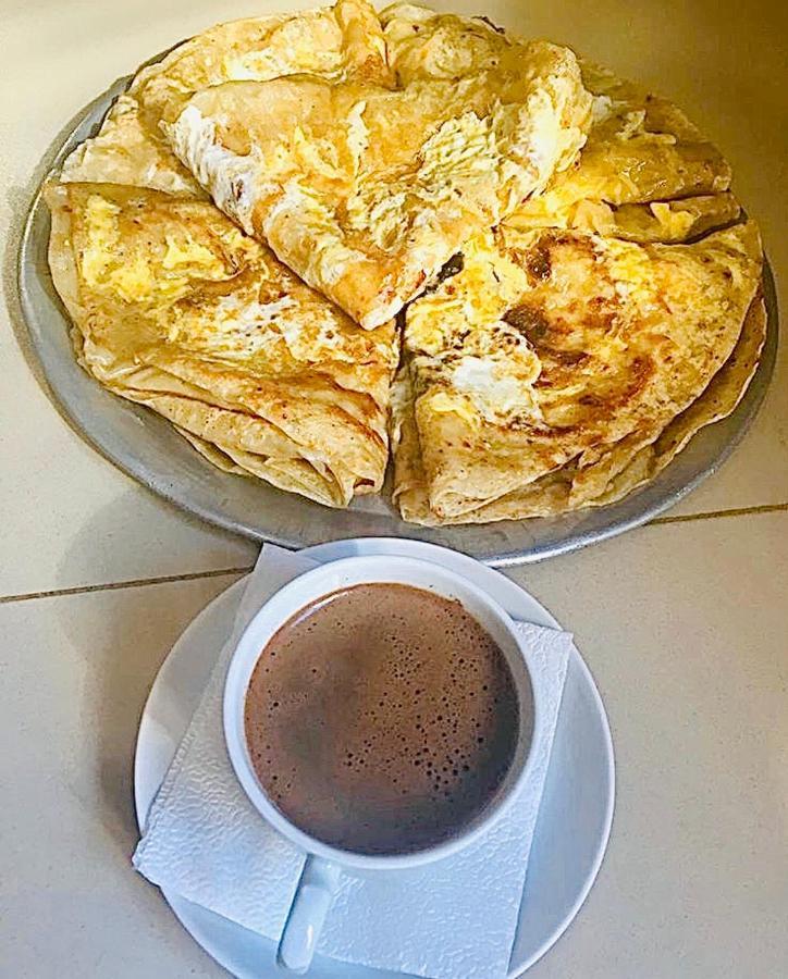 Бунгало Мини Отель, Пицунда , Лдзаа 外观 照片